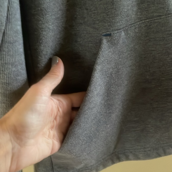 Tommy Bahama 1/4 Zip Pullover Sweatshirt Grey With Blue Detail And Pockets XL - Picture 6 of 8